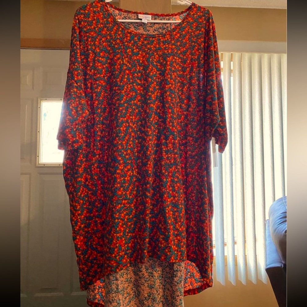 Lularoe XL Irma - NWT - retails for $35